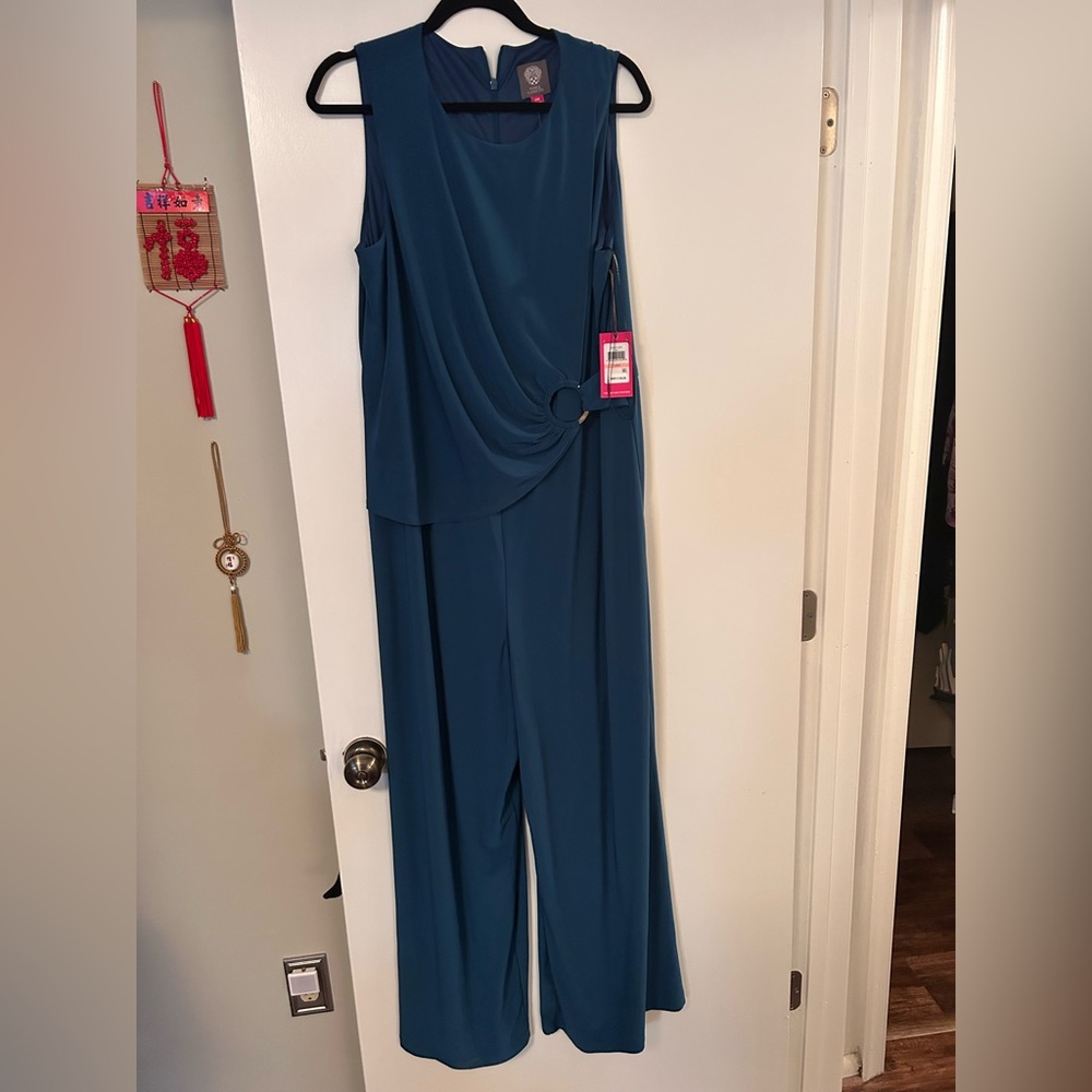 NWT. Peacock blue Vince Camuto sleeveless jumpsuit with draping, wmns size 14W